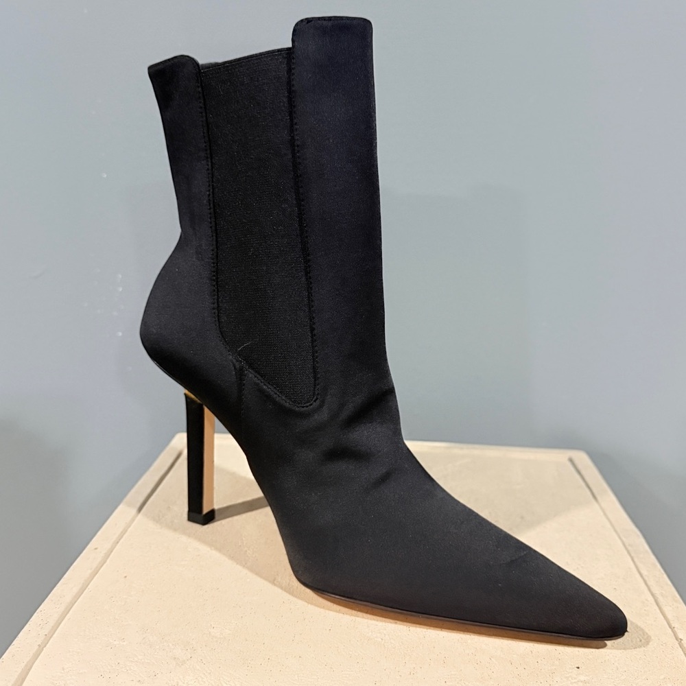 Good American High Kickstand Black Stiletto Boot LEFT BOOT ONLY Sz 8.5